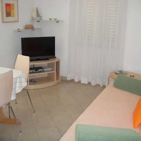 Ivana Apts.